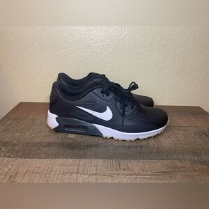 Nike Air Max 90 Golf Shoes “Black White Gum”
- Size 10.5 Men.